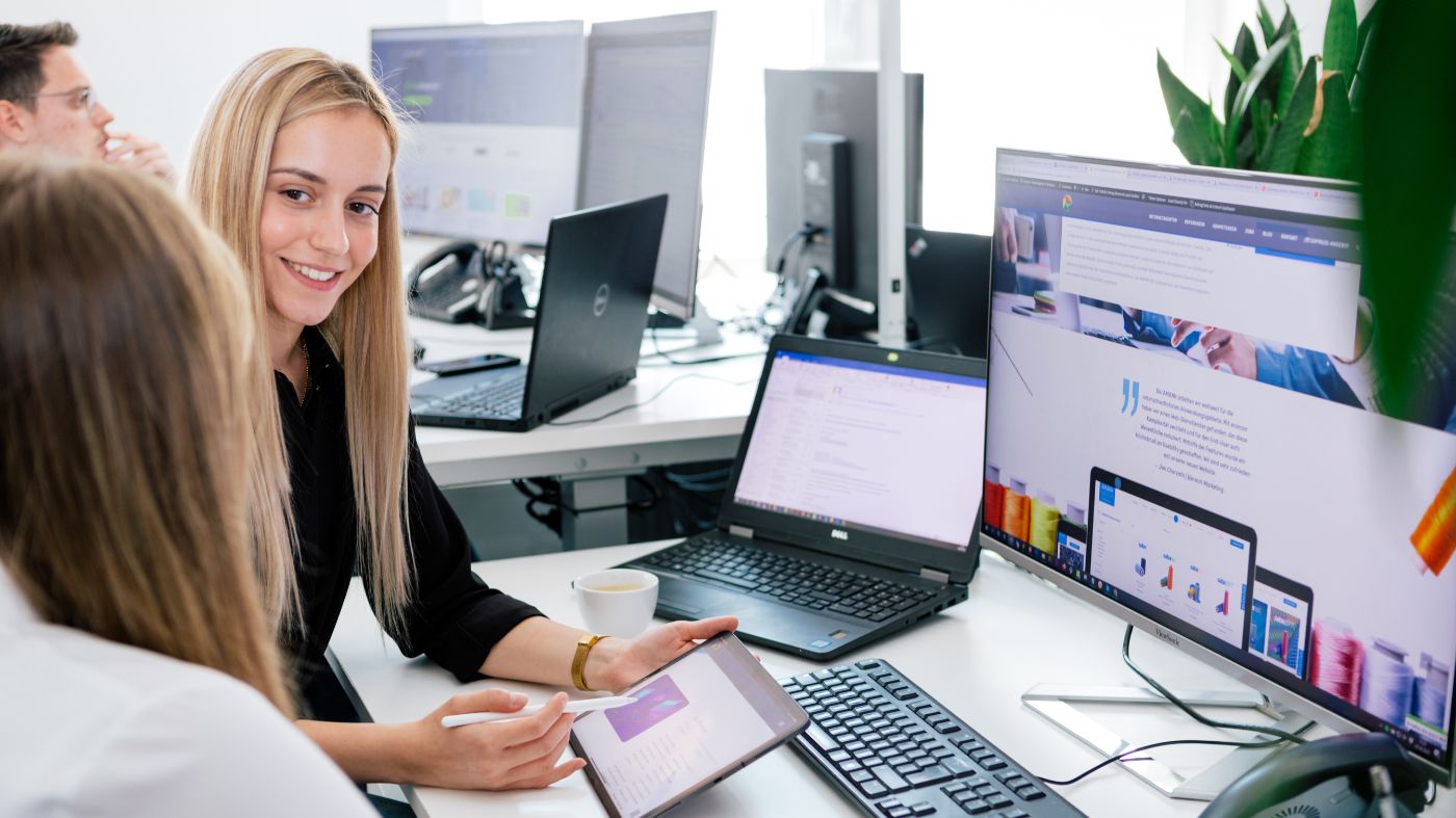 Website-Traffic erhöhen: 4 hilfreiche Tipps Website-Traffic erhöhen: 4 hilfreiche Tipps